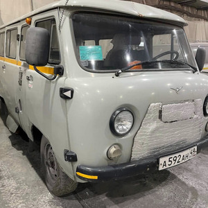 УАЗ-220695-04 А592АН 49