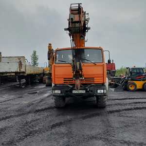 КРАН АВТОМОБИЛЬНЫЙ КС-45717К-3, В 178 КВ 49 RUS