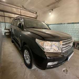 ПИ003062 А/м TOYOTA LAND CRUISER 200 (В 999 ЕС)