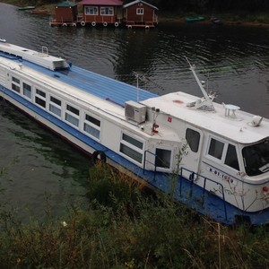 ПИ008007 Продажа теплоход &quot;заря&quot;