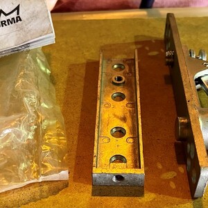 ПИ205180 Дверные доводчики «DORMA» (узлы верхние с ответной частью)
