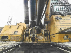 ПИ205193 ПРОДАЖА ЭКСКАВАТОРА ГУСЕНИЧНОГО CATERPILLER 385C С ЗАПАСНЫМИ ЧАСТЯМИ