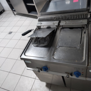 ПИ206009 Оборудование и мебель для кафе, б/у, 198 шт.