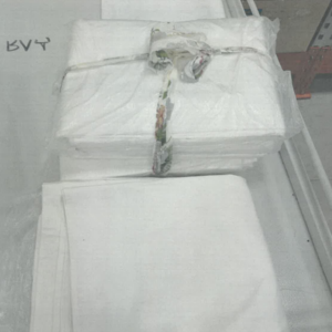 ПИ206344 Кровати, табуреты, подушки, одеяла, постельное белье. Новые.