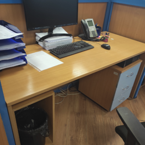 ПИ208401 Офисная мебель б/у, 133 шт (тумбы, шкафы, ресепшен)