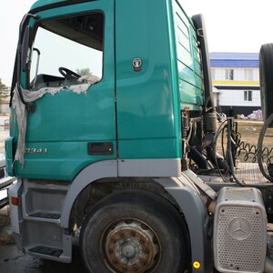 ПИ211010 ГРУЗОВОЙ АВТОМОБИЛЬ ТЯГАЧ МВ ACTROS