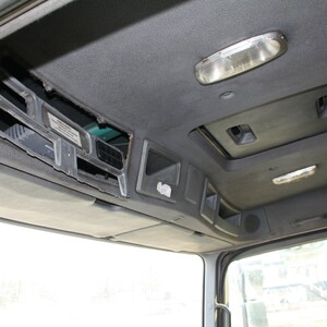 ПИ211010 ГРУЗОВОЙ АВТОМОБИЛЬ ТЯГАЧ МВ ACTROS