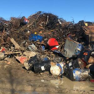 ПИ401305 лом черных и цветных металлов. 862тонны