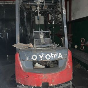 ПИ404279 ПОГРУЗЧИКИ TOYOTA32-8FGF15 (МЕТАЛЛОЛОМ)