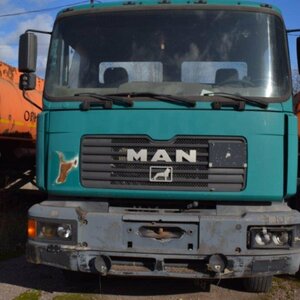 ПИ406307 Тягач седельный MAN 27.414 DFT. г.в. 2003.