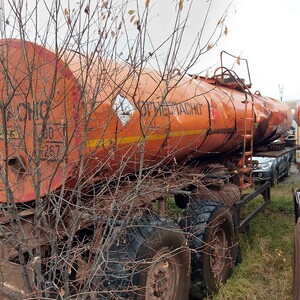 ПИ504035 Реализация транспортных средств полуприцепы-цистерны УСТ 94651L / НЕФАЗ 96742-04