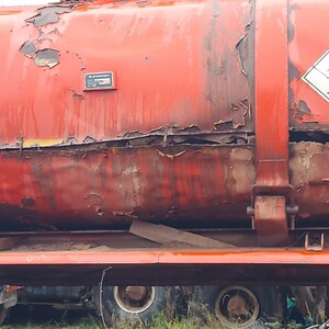 ПИ504035 Реализация транспортных средств полуприцепы-цистерны УСТ 94651L / НЕФАЗ 96742-04