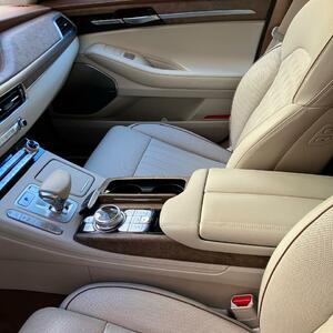 ПИ504067 Продажа автомобиля GENESIS G90, год выпуска 2021, место нахождения г. Санкт-Петербург