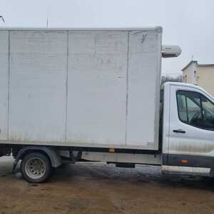 193-832 • Продажа FORD изотермический фургон с ХОУ/требуется ремонт ДВС