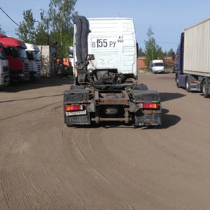Грузовой тягач седельный Volvo FH-12