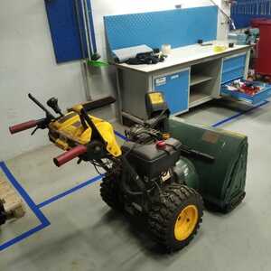 Снегоуборщик YARD-MAN. YM 4110 DE