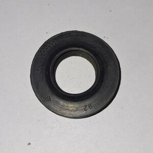 САЛЬНИК КОМПРЕССОРА БЕЛАЗ 120-3509070-12