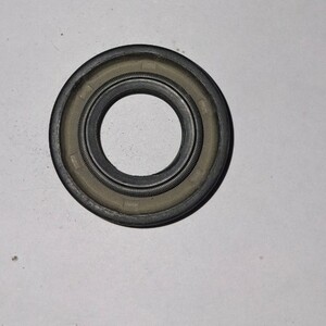 САЛЬНИК КОМПРЕССОРА БЕЛАЗ 120-3509070-12