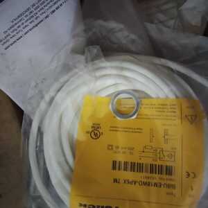 ДАТЧИК ИНДУКТИВНЫЙ BI8U-EM18WD-APX6