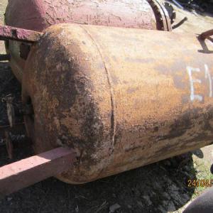ЕМКОСТЬ (сборник) вертикальная, б/у, н/ж V=0,63м3